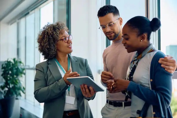 A professional insurance executive explaining group vision insurance in California